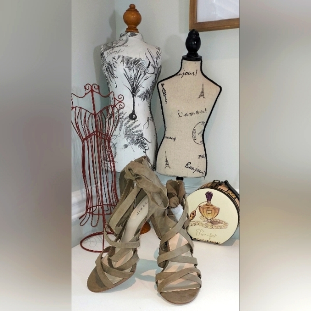 Torrid Dark Taupe Thick Strappy Wrap Heel Size 10W NWOB